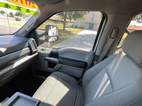 Used 2018 Ford F250 XLT w/ XLT Value Package AWD/4WD image 16