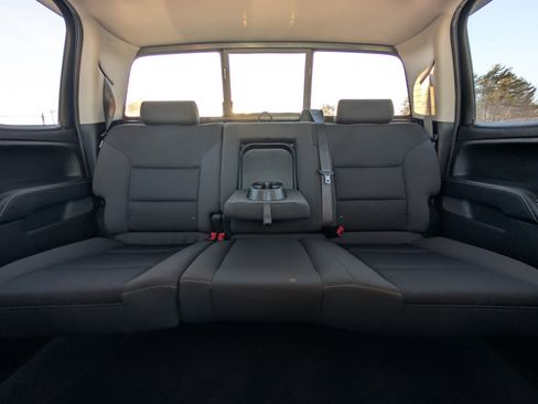 Used 2018 Chevrolet Silverado 1500 LT w/ All Star Edition image 35