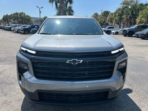 New 2026 Chevrolet Traverse LT w/ Midnight/Sport Edition FWD image 3