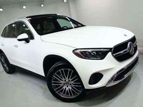 Certified 2023 Mercedes-Benz GLC 300 4MATIC image 8