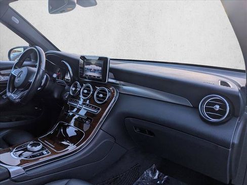 Used 2018 Mercedes-Benz GLC 350e 4MATIC image 20