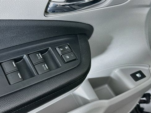 Used 2020 Honda Pilot EX image 15