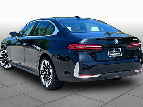 New 2026 BMW 530i w/ Premium Package image 12
