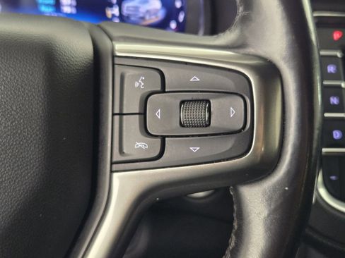 Used 2022 Chevrolet Suburban Premier RWD image 31