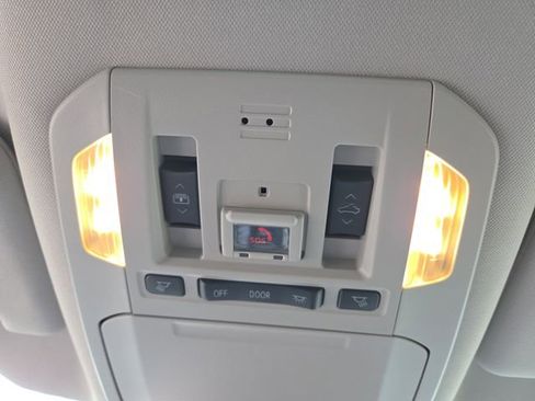 Used 2022 Toyota Highlander Platinum image 35