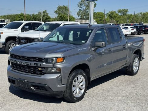 Used 2020 Chevrolet Silverado 1500 Custom w/ Custom Value Package RWD image 10