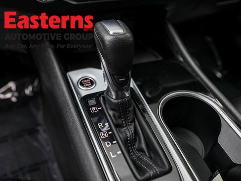 Used 2024 Nissan Altima 2.5 SV image 13