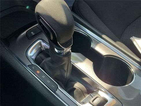 Used 2024 Chevrolet Malibu LT FWD image 29