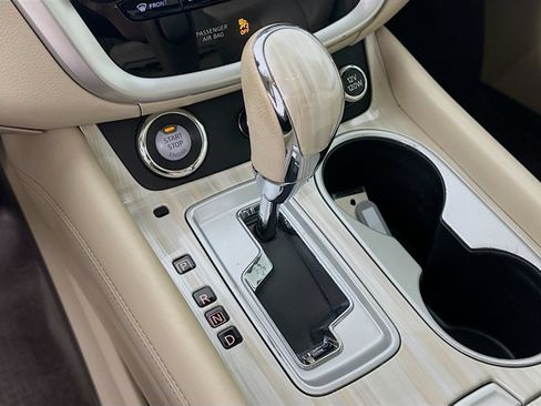 Used 2016 Nissan Murano Platinum w/ Platinum Technology Package AWD/4WD image 27