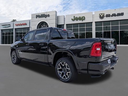 New 2026 RAM 1500 Laramie AWD/4WD image 5