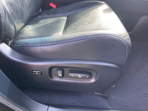 Used 2013 Lexus RX 350 AWD w/ Premium Pkg image 12