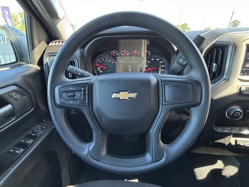 Used 2025 Chevrolet Silverado 1500 Custom AWD/4WD image 2