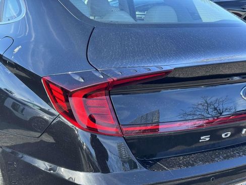 Used 2020 Hyundai Sonata Limited image 13