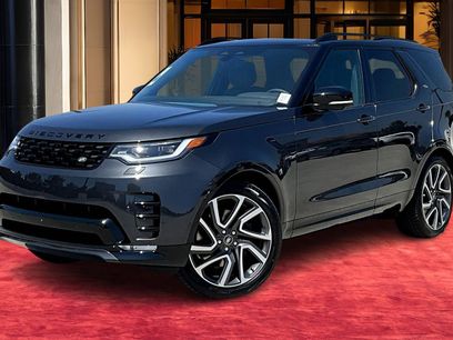 New 2025 Land Rover Discovery Dynamic SE