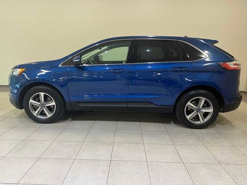 Used 2020 Ford Edge SEL w/ Convenience Package image 4