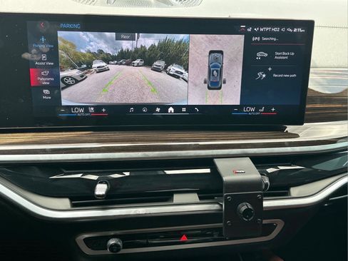 Used 2025 BMW X6 M60i AWD/4WD image 30