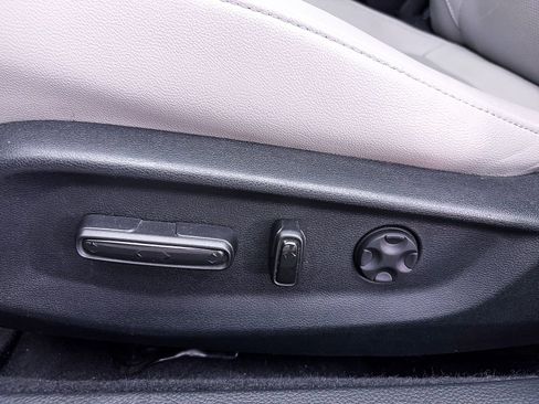 Used 2019 Honda Accord Touring image 19