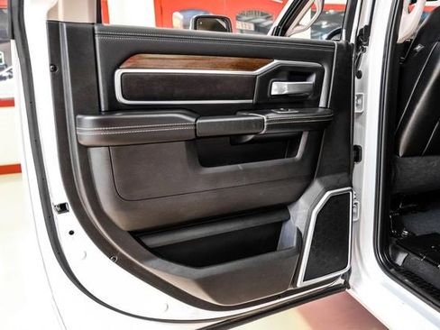 Used 2024 RAM 2500 Laramie image 38