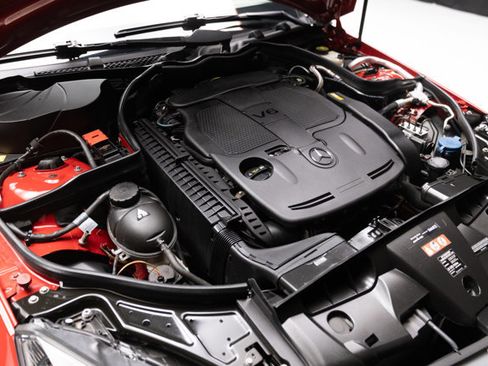 Used 2013 Mercedes-Benz E 350 4MATIC Coupe image 36