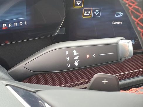 New 2026 Chevrolet Traverse RS image 11