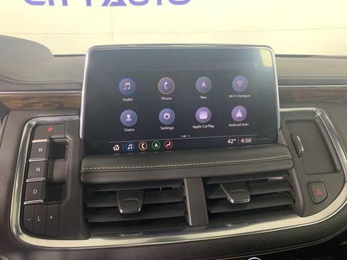 Used 2021 Chevrolet Suburban Premier w/ Premium Package image 27