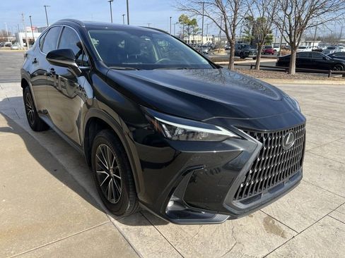Used 2024 Lexus NX 250 FWD w/ Towing Package (2000 Lbs) image 2