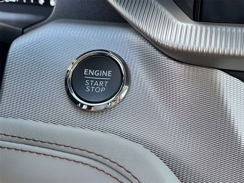 New 2026 Ford Explorer Active w/ Active Comfort Package image 18