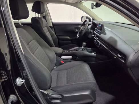 Used 2024 Honda HR-V LX image 11