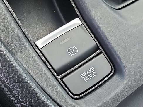 Certified 2023 Honda Accord EX image 24