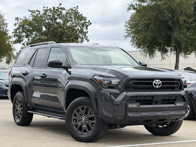 Used 2025 Toyota 4Runner SR5 AWD/4WD image 2