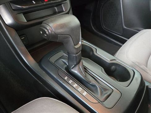 Used 2016 Chevrolet Colorado W/T RWD image 11
