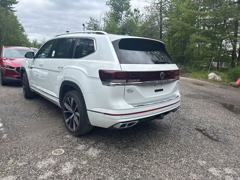 Used 2024 Volkswagen Atlas SEL Premium R-Line AWD/4WD image 10