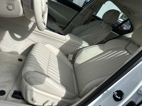 New 2026 Genesis G70 2.5T Prestige image 8