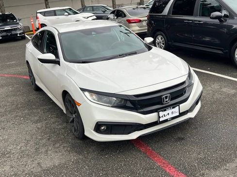 Used 2019 Honda Civic Sport image 5