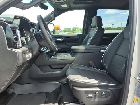 New 2026 GMC Sierra 2500 AT4X AWD/4WD image 12