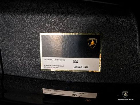 Used 2021 Lamborghini Urus AWD/4WD image 14