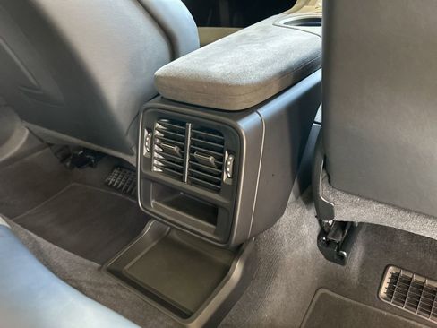 Used 2023 Porsche Taycan GTS image 29