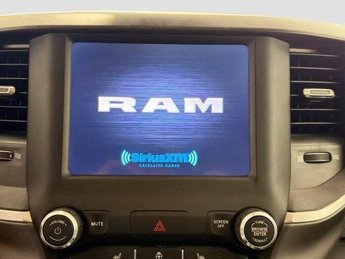 Used 2022 RAM 1500 Big Horn AWD/4WD image 13