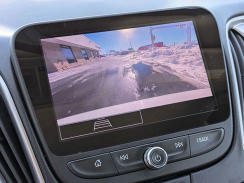 Used 2023 Chevrolet Malibu LT image 24