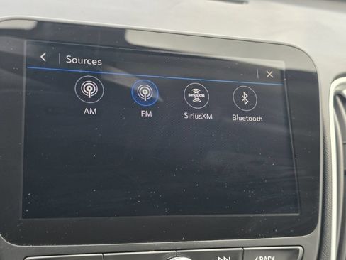 Used 2022 Chevrolet Malibu LT FWD image 4