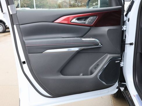 New 2026 Chevrolet Traverse RS FWD image 11