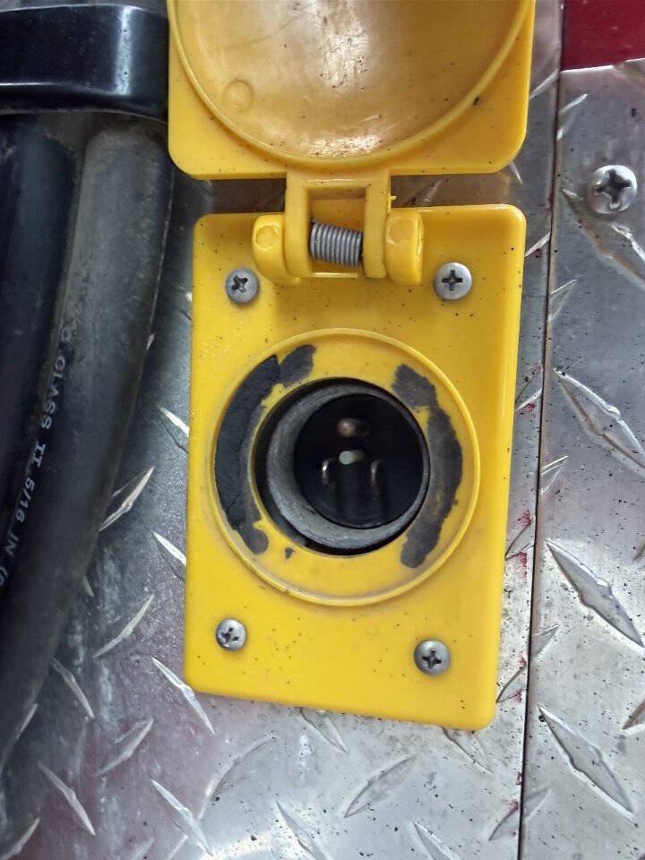 Used 1999 Ford F450 4x4 Regular Cab Super Duty image 47