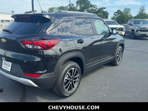New 2026 Chevrolet TrailBlazer LT w/ Convenience Package FWD image 7