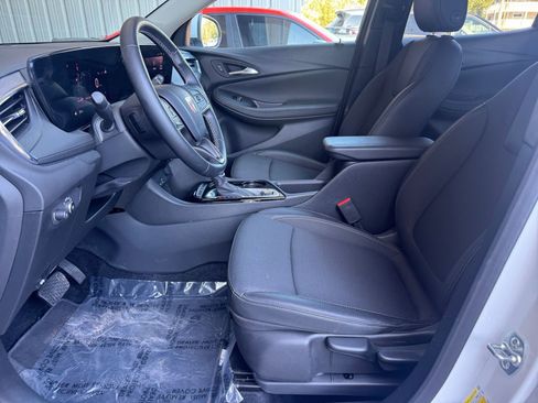 Used 2025 Buick Encore GX Preferred image 24