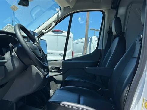 New 2026 Ford Transit 250 148 Medium Roof RWD image 16