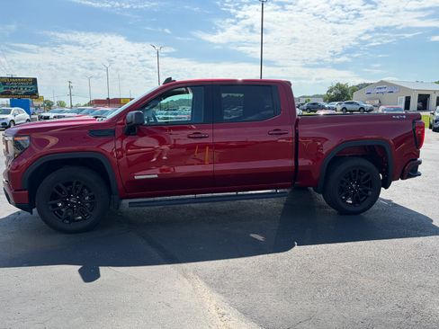 Used 2024 GMC Sierra 1500 Elevation AWD/4WD image 2