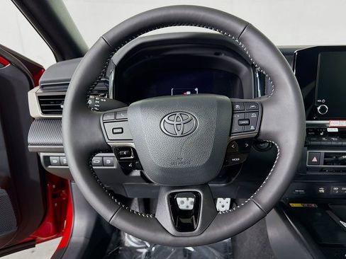 New 2026 Toyota Camry Hybrid AWD/4WD image 12