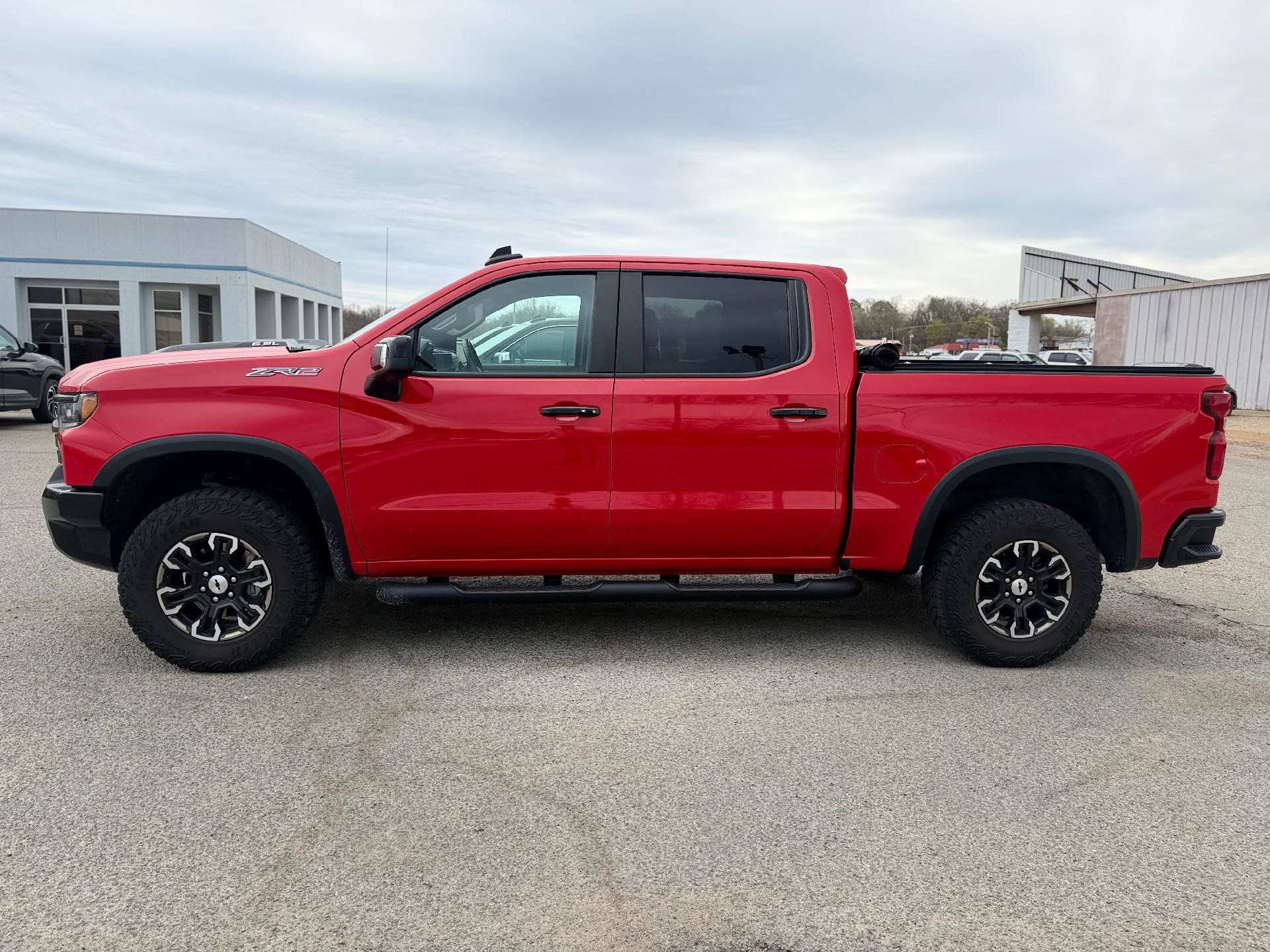 Used 2023 Chevrolet Silverado 1500 ZR2 w/ Technology Package AWD/4WD image 6