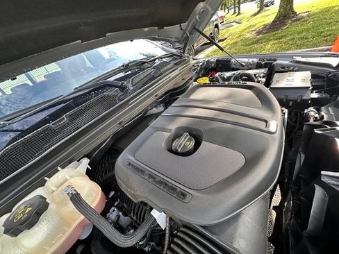 Used 2025 RAM 1500 Big Horn AWD/4WD image 17