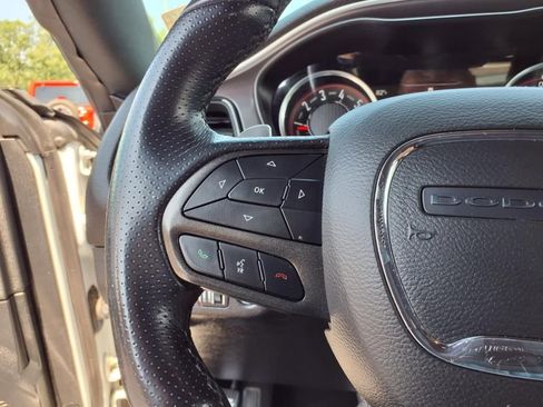 Used 2022 Dodge Challenger GT image 34